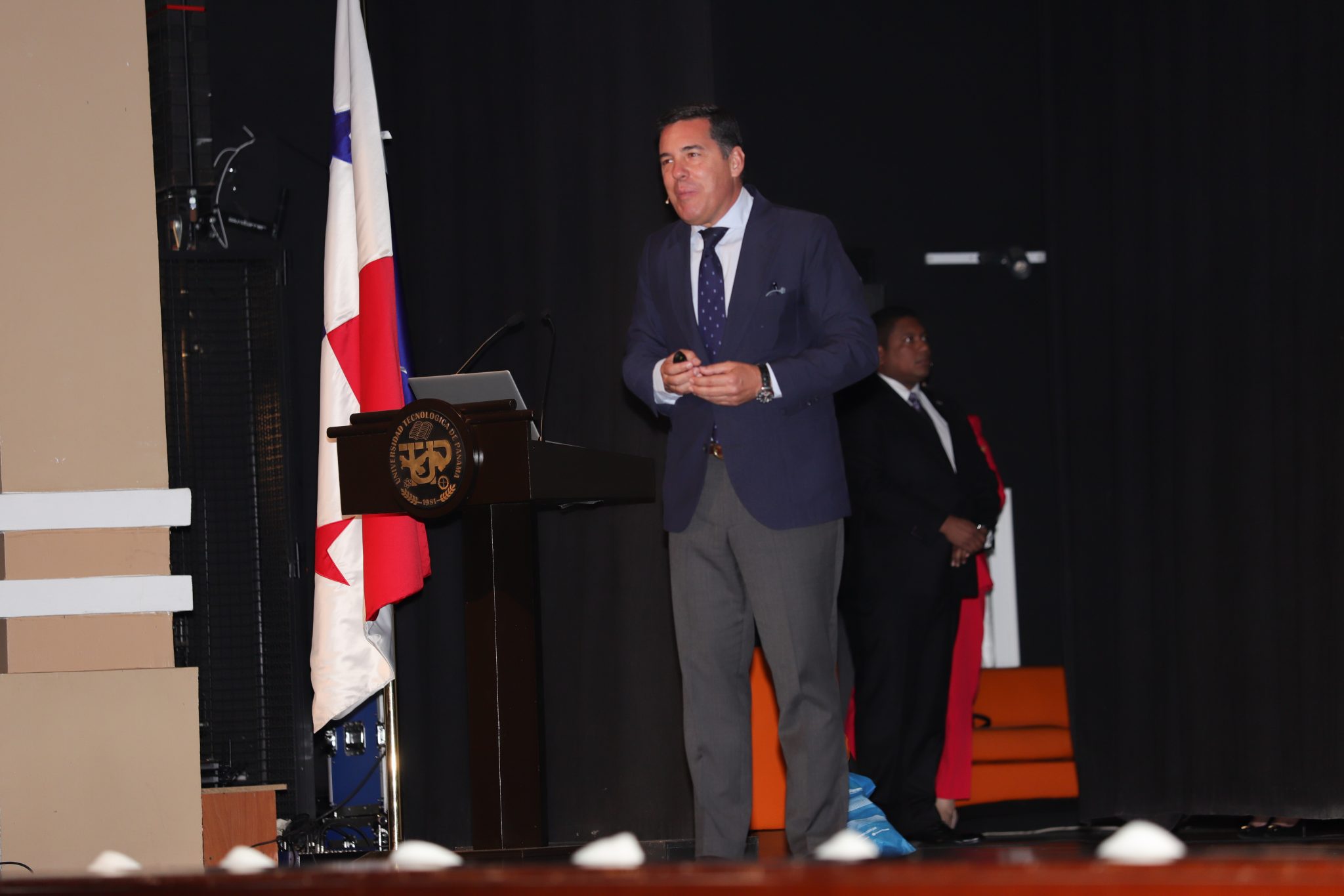 Panamá recibe elogio por el funcionamiento del acceso libre a Internet