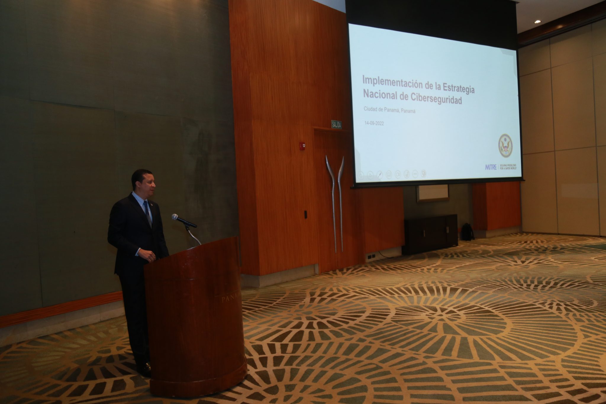 Funcionarios se capacitan para prevenir incidentes cibernéticos