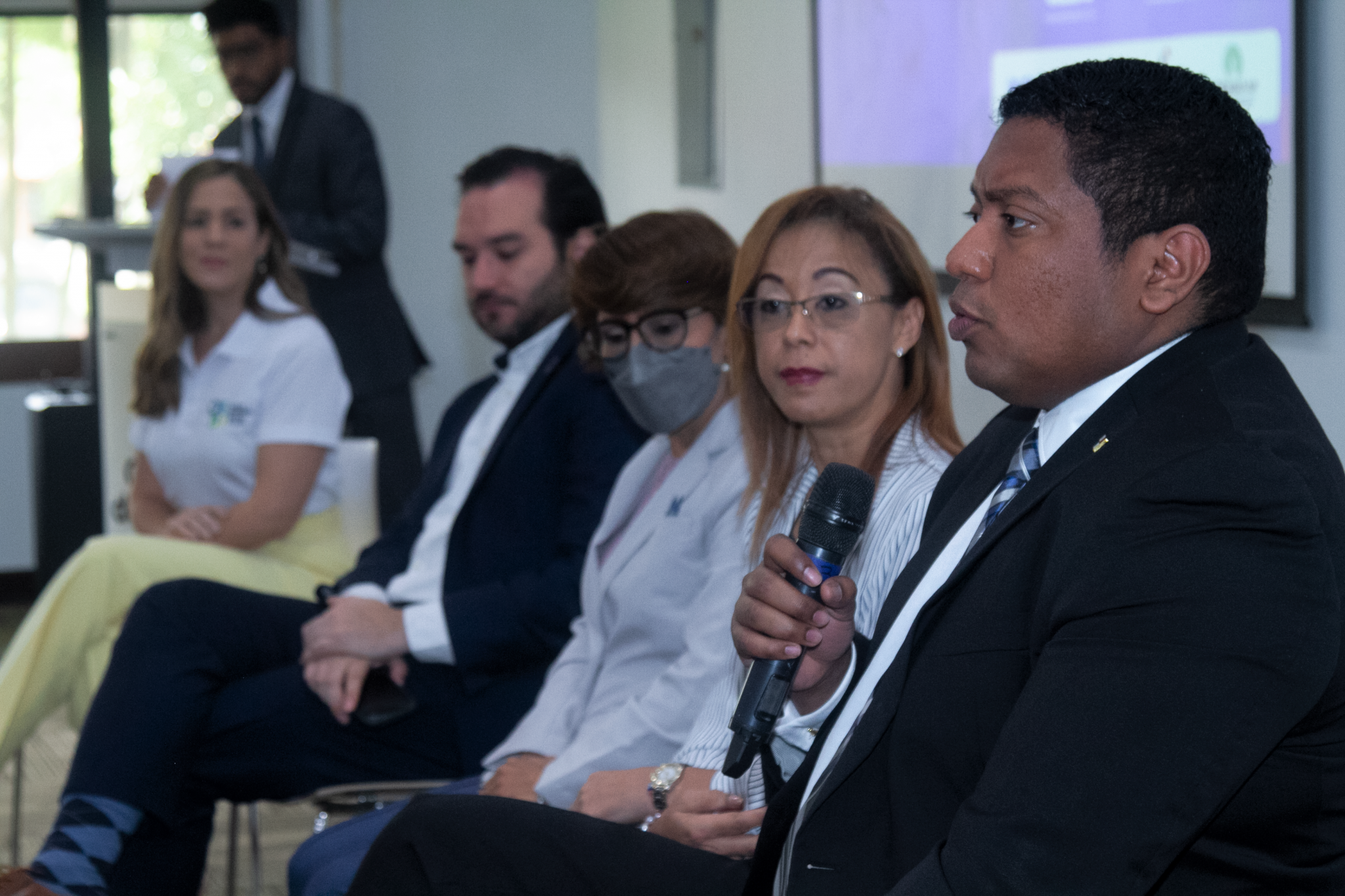 Iniciativas de acceso a Internet para todos permitirá cerrar la brecha digital