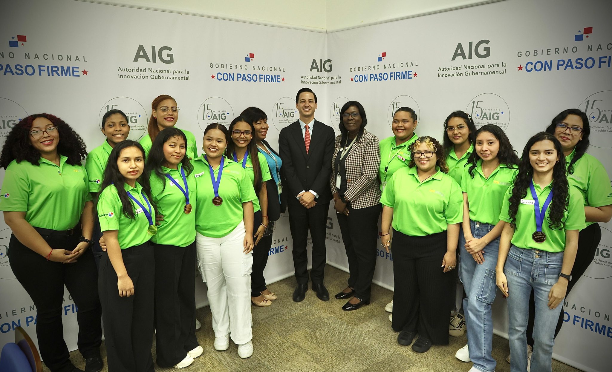 Competencias She Secures y OEA CyberChallenge impulsan una nueva generación de expertos en ciberseguridad