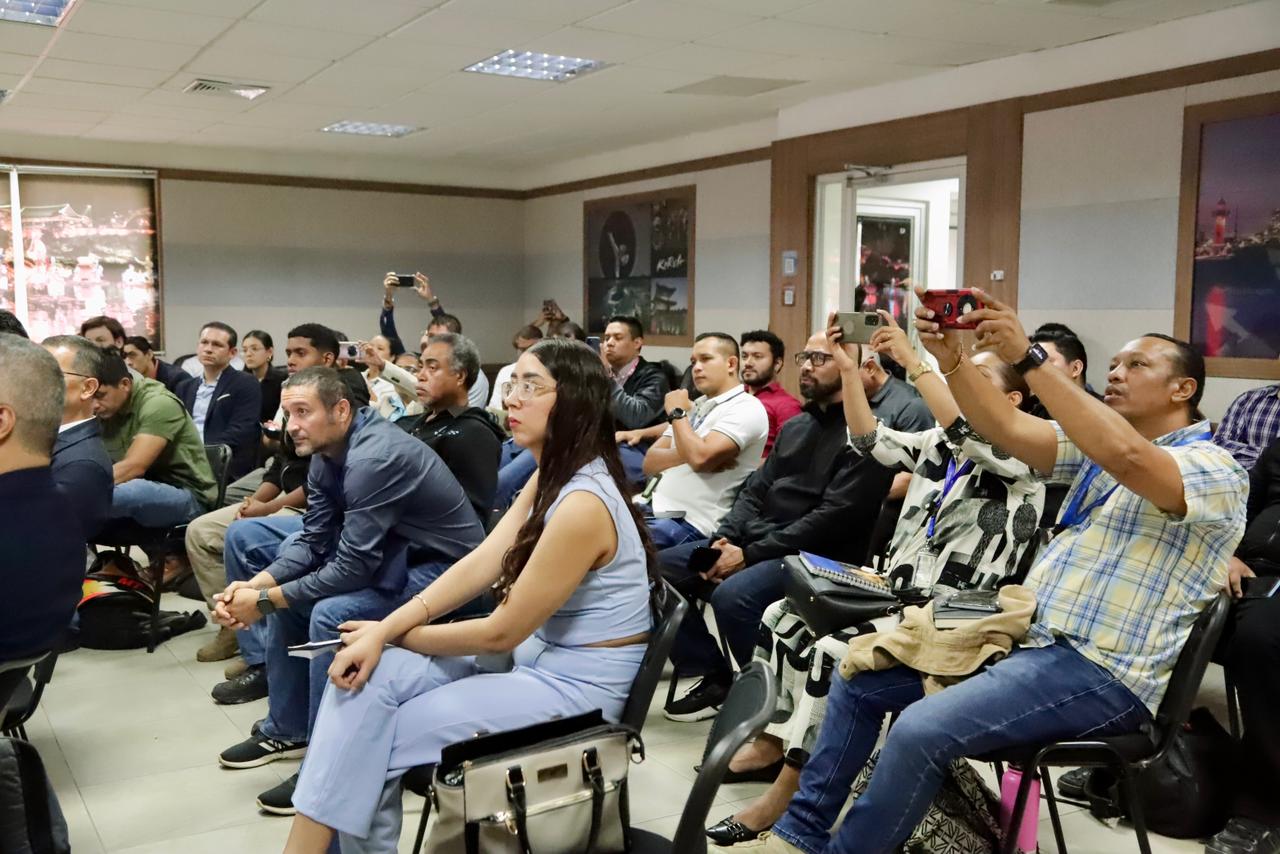 Panamá acelera el paso hacia el futuro de Internet con jornada sobre IPv6