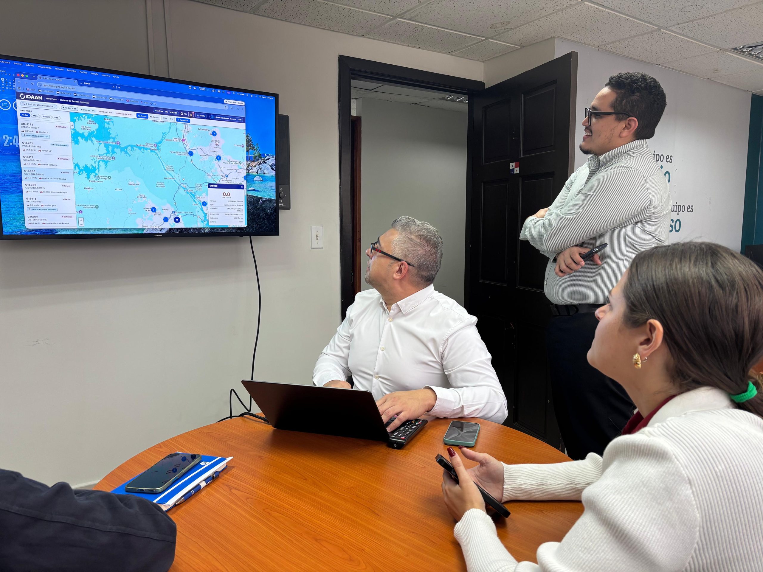 Reunión estratégica impulsa iniciativas tecnológicas para fortalecer la gestión operativa del IDAAN